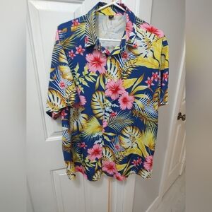 Men's flowered shirt like new (XL)